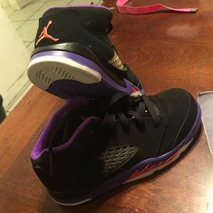Girl Air Jordans(COMMENT D4 BUYING)